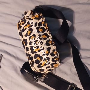 Brand new marc jacobs the camera bag